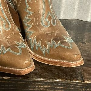 Ariat Dixon Booties
